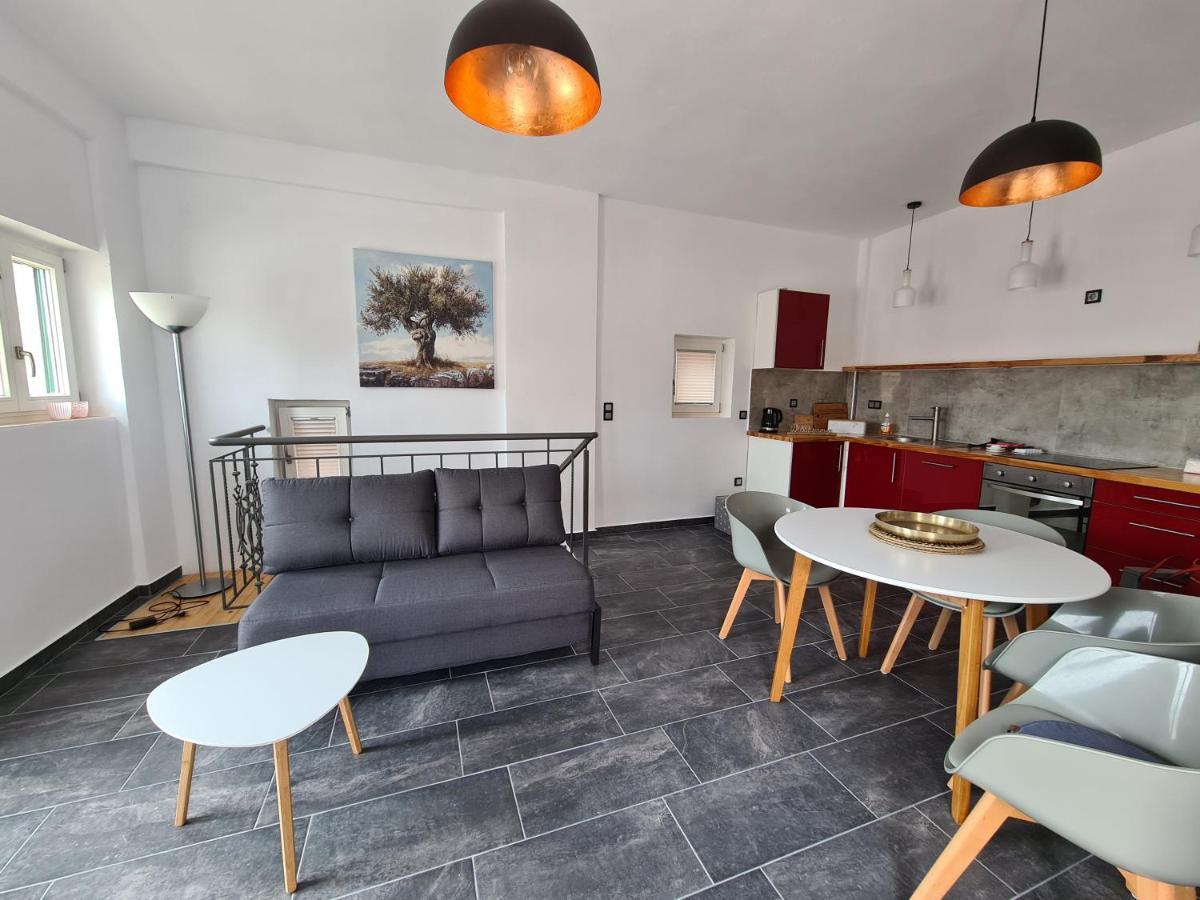 Gythio Townhouse Apartman Kültér fotó