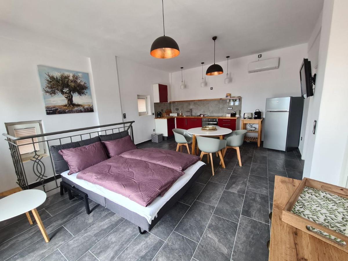 Gythio Townhouse Apartman Kültér fotó